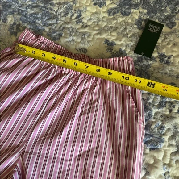 Pink Striped Pants with bows - Picture 3 of 6